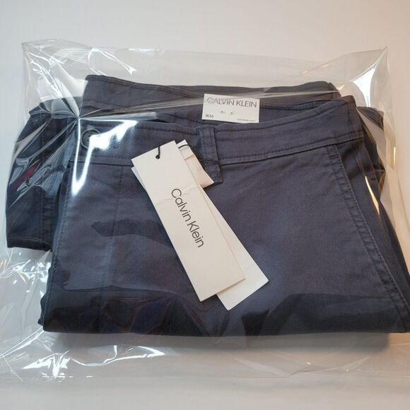 Calvin Klein Men's Relaxed Fit Chino Pants - Picture 7 of 7